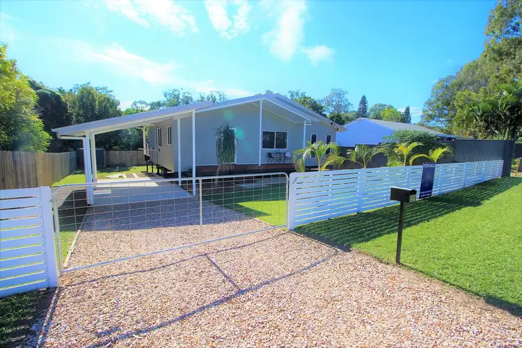 59 western Road, Macleay Island QLD 4184