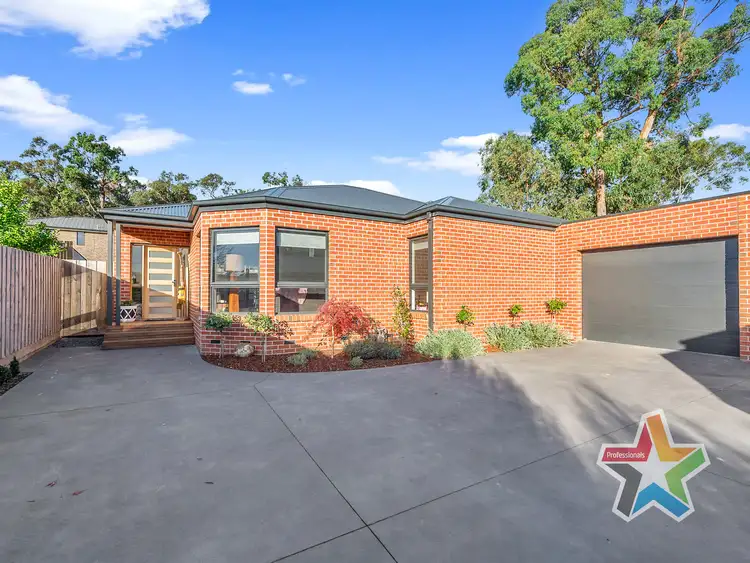 Second view of Homely house listing, 27a Cherylnne Crescent, Kilsyth VIC 3137