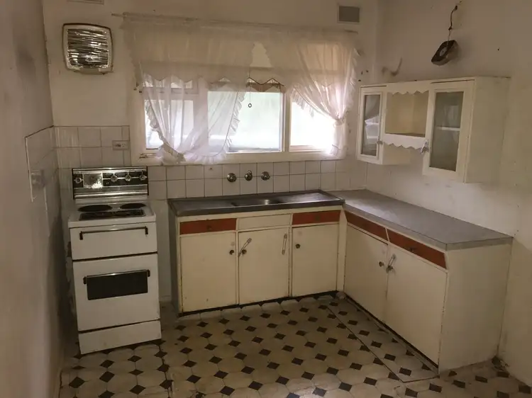 Second view of Homely house listing, 2 Quintrell Court, Kapunda SA 5373