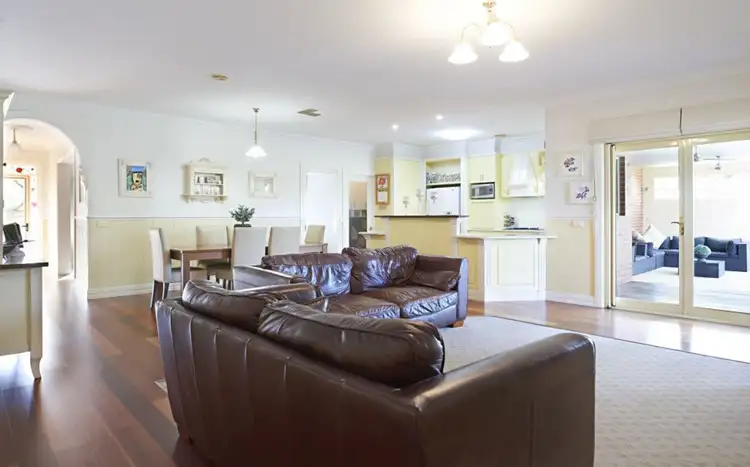 Third view of Homely house listing, 4 Mitta Court, Kialla VIC 3631