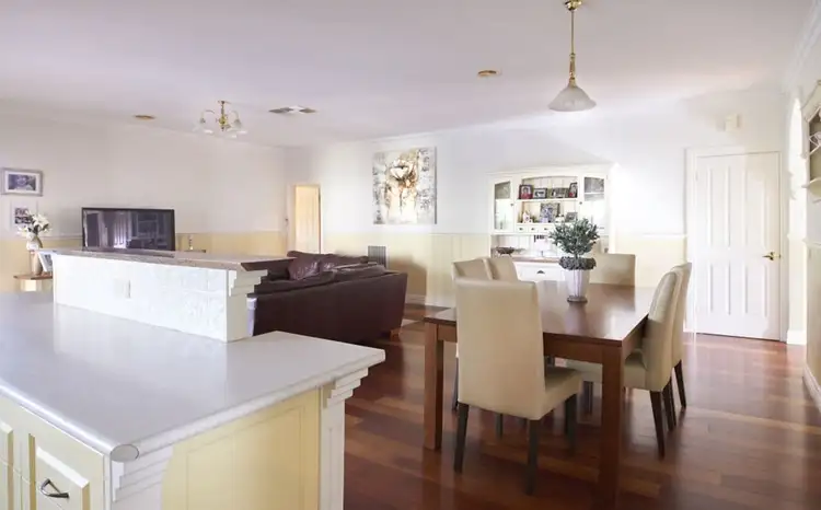 Sixth view of Homely house listing, 4 Mitta Court, Kialla VIC 3631