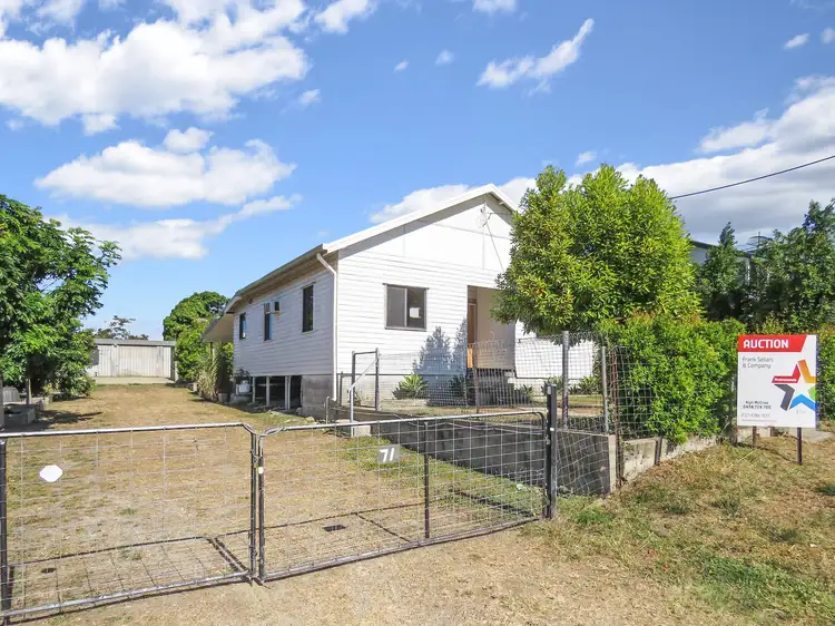 71 Livingstone Street, Bowen QLD 4805