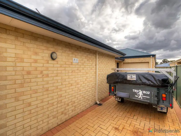 Sixth view of Homely house listing, 48 Excalibur Chase, Wattle Grove WA 6107