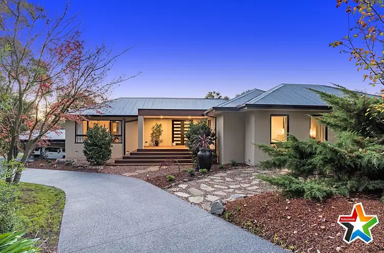 5 West Hill Drive, Mount Evelyn VIC 3796