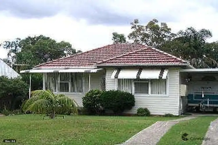 4 Lorraine Avenue, Padstow NSW 2211
