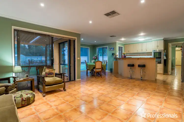 Sixth view of Homely house listing, 11 Alessi Rise, Mildura VIC 3500