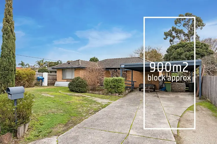 27 Blackburn Road, Mooroolbark VIC 3138