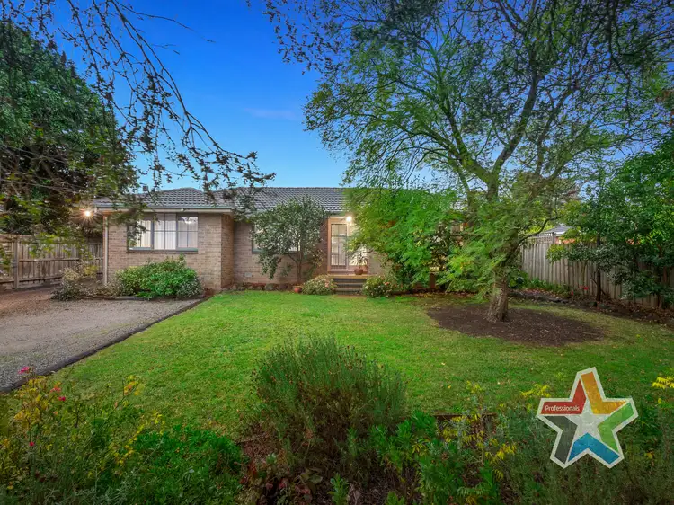 Second view of Homely house listing, 2 Edward Court, Croydon VIC 3136