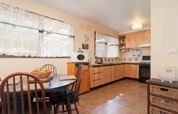 Fifth view of Homely house listing, 5 Eastwood Crescent, Mooroolbark VIC 3138