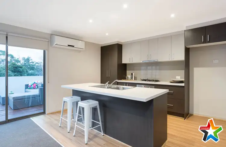 Sixth view of Homely townhouse listing, 2/87 Lincoln Road, Croydon VIC 3136