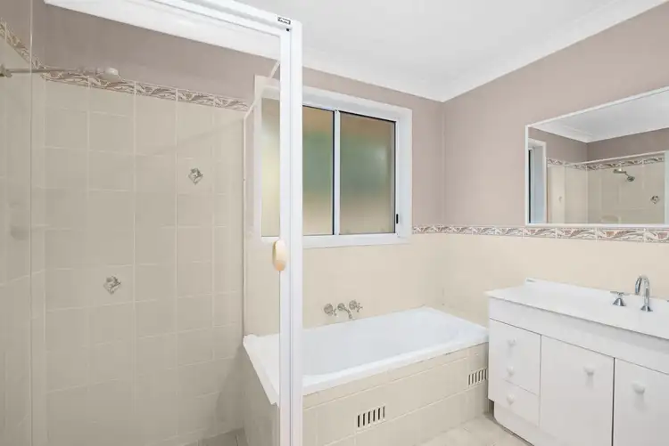 Sixth view of Homely house listing, 19 Benjamin Circle, Rutherford NSW 2320