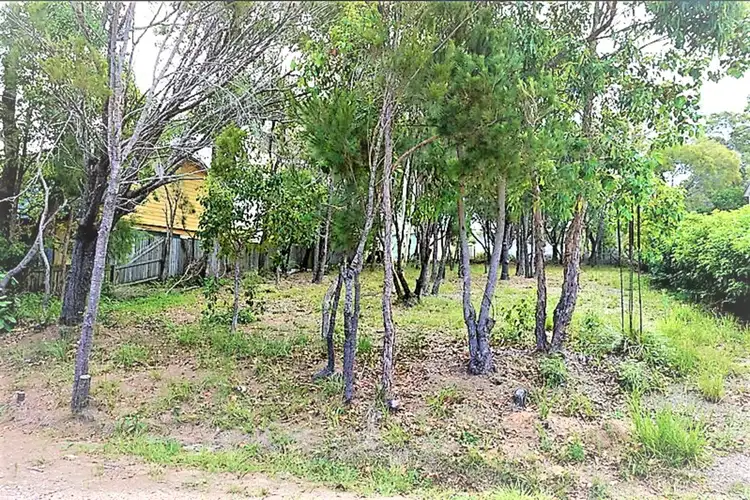13 Ashton Street, Macleay Island QLD 4184