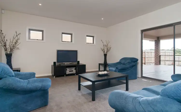 Fifth view of Homely house listing, 27 Tudor Drive, Mooroolbark VIC 3138