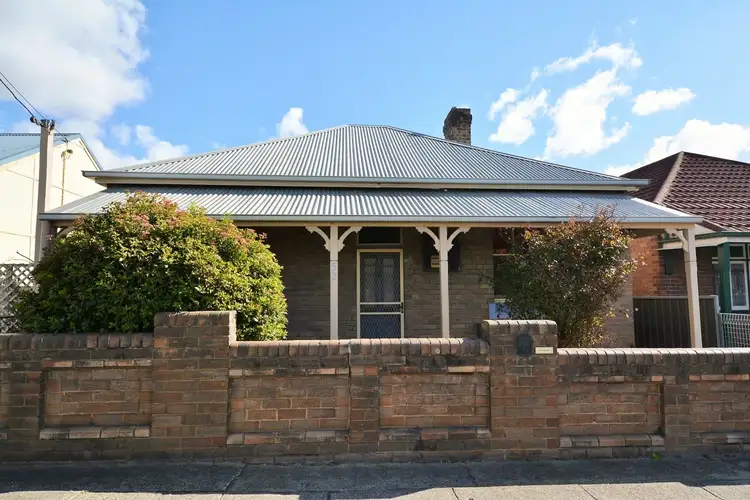 52 Tank Street, Lithgow NSW 2790