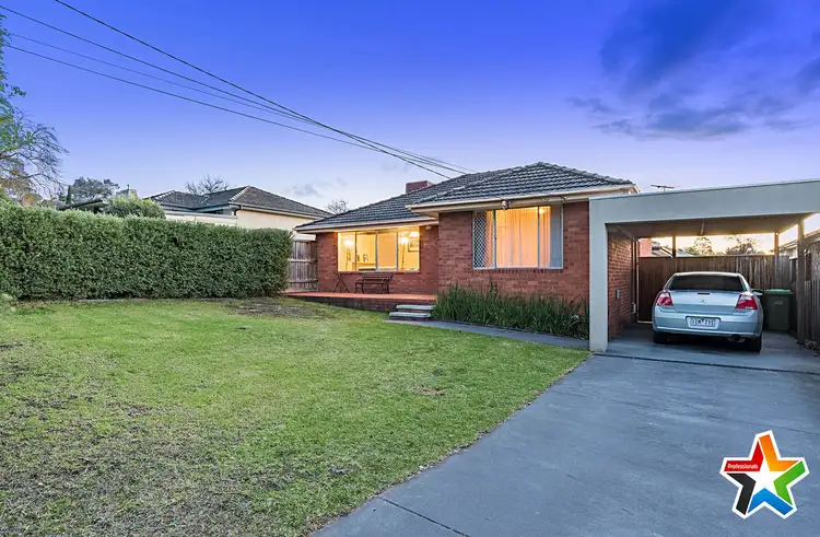 1/6 Bridges Avenue, Mooroolbark VIC 3138