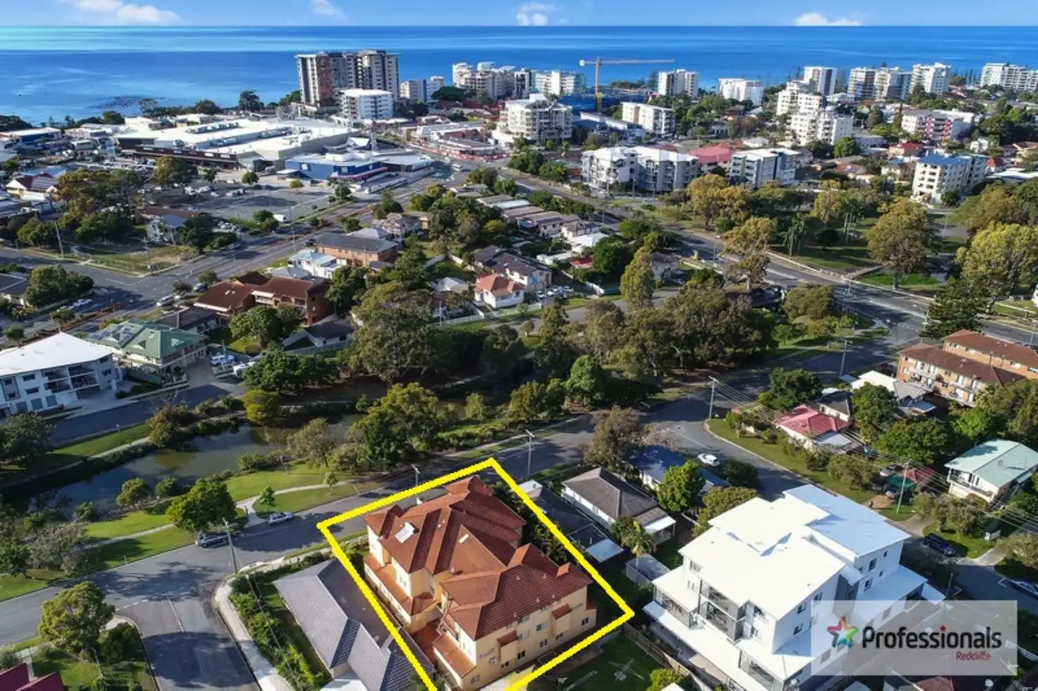 Main view of Homely unit listing, 3/13-15 Humpybong Esplanade, Redcliffe QLD 4020