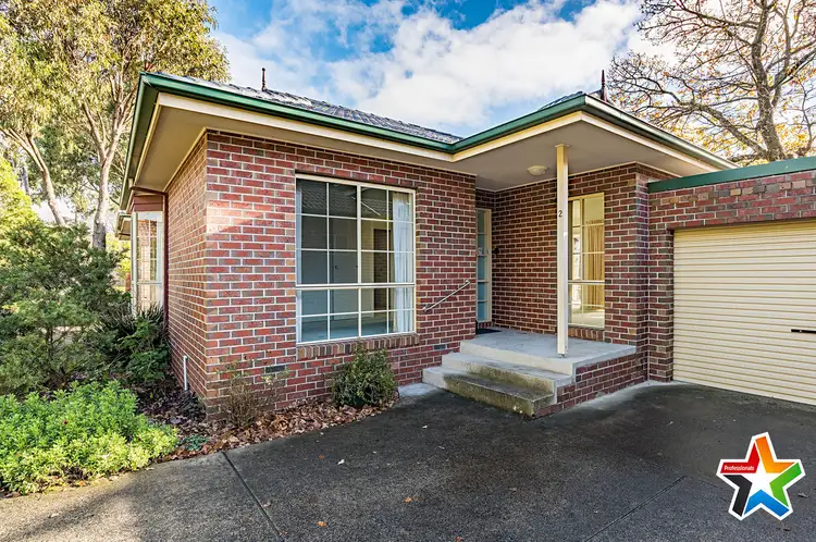 2/113 Colchester Road, Kilsyth VIC 3137
