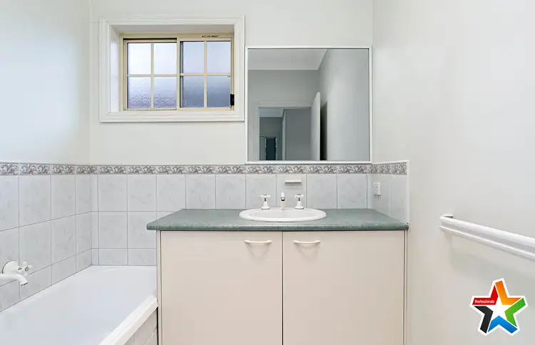 Sixth view of Homely unit listing, 2/113 Colchester Road, Kilsyth VIC 3137