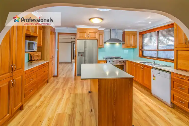Second view of Homely house listing, 10 Pasadena Place, St Clair NSW 2759