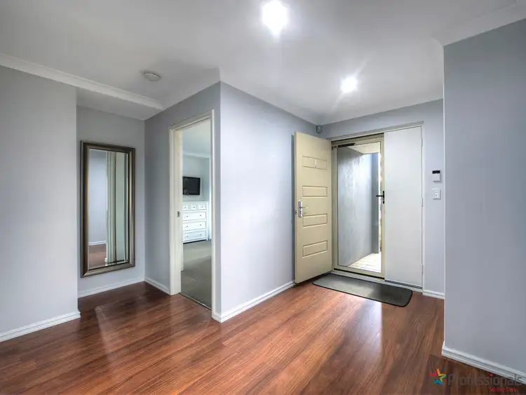 Second view of Homely house listing, 5 Olivine Gardens, Wattle Grove WA 6107