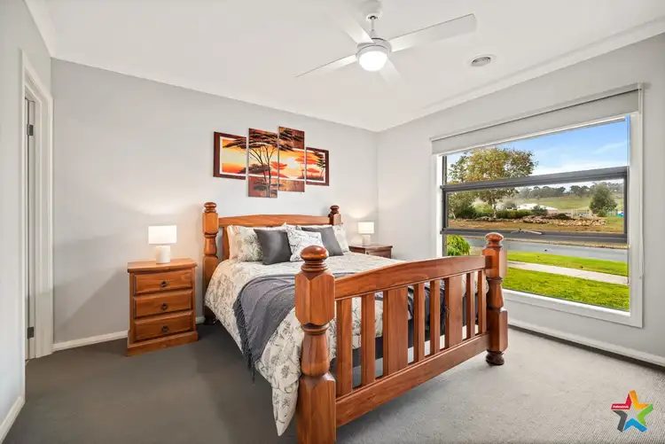 Fourth view of Homely house listing, 7 Pembroke Crescent, Wodonga VIC 3690
