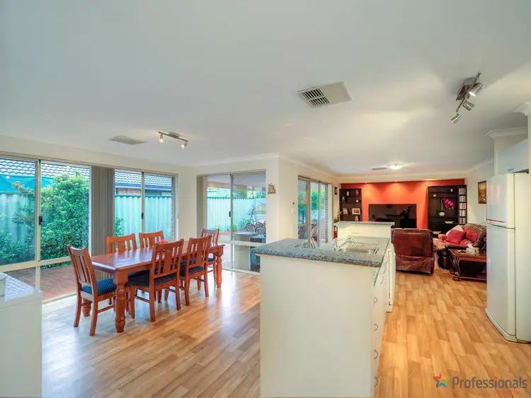 Second view of Homely house listing, 27 Fleet Circle, High Wycombe WA 6057