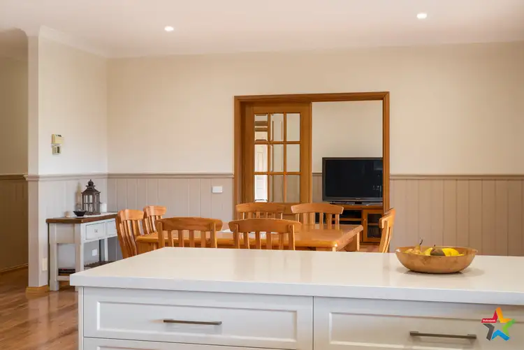 Fifth view of Homely house listing, 4 Innisfree Drive, Wodonga VIC 3690