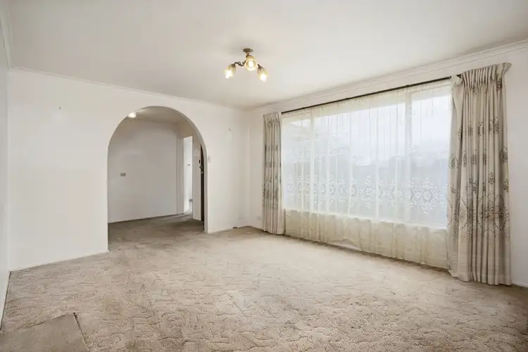 Fourth view of Homely house listing, 8 Sears Court, Colac VIC 3250