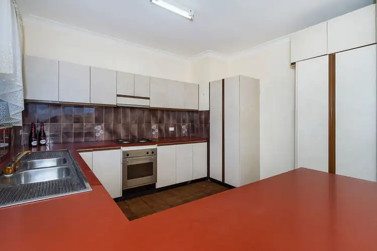 Fifth view of Homely house listing, 2 Heather Drive, Para Vista SA 5093