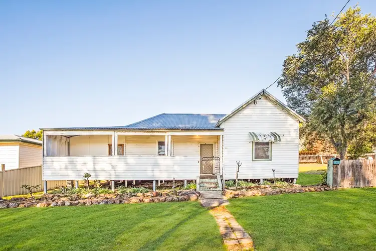 100 Mary Street, Dungog NSW 2420