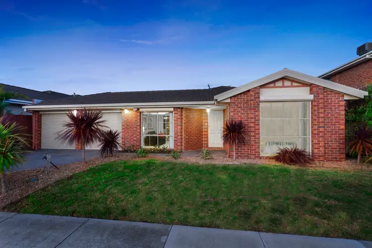 10 Ozzimo Drive, Hillside VIC 3037