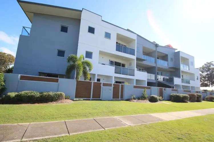 2/11 Wattle Avenue, Bongaree QLD 4507