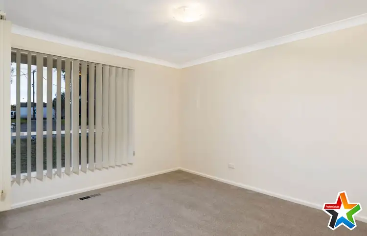 Sixth view of Homely house listing, 30 Cambridge Road, Mooroolbark VIC 3138