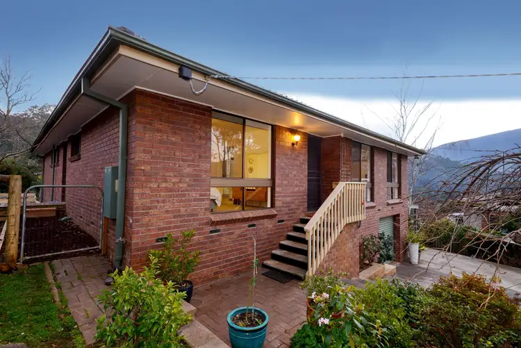 38 Old Warburton Road, Warburton VIC 3799