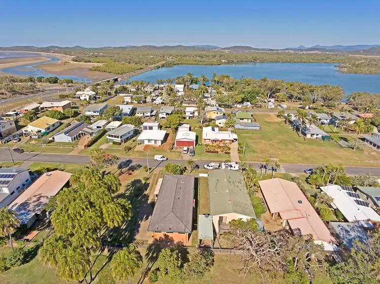 Second view of Homely house listing, 9 Pinnacle Street, Causeway Lake QLD 4703