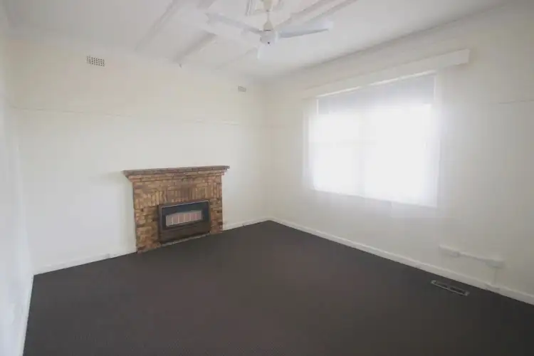 Fifth view of Homely house listing, 7 Nightingale Street, Maryborough VIC 3465