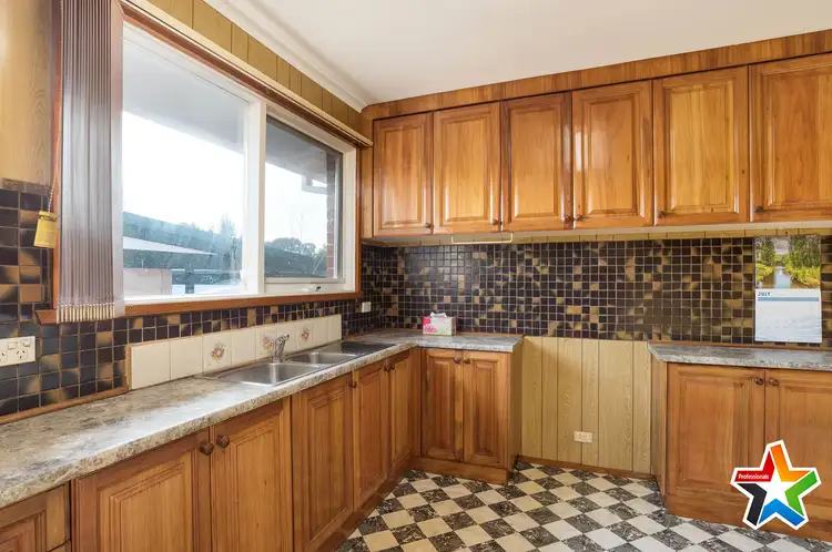 Fourth view of Homely house listing, 9 Monomeith Street, Mooroolbark VIC 3138