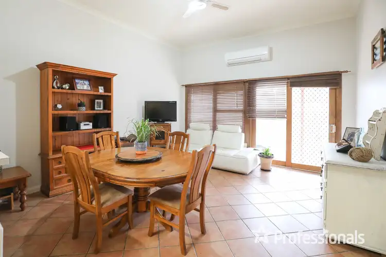 Fifth view of Homely house listing, 571 Karadoc Avenue, Irymple VIC 3498