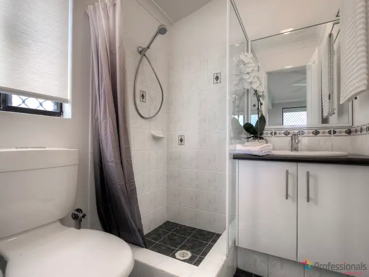 Seventh view of Homely house listing, 76 Fennell Crescent, Wattle Grove WA 6107