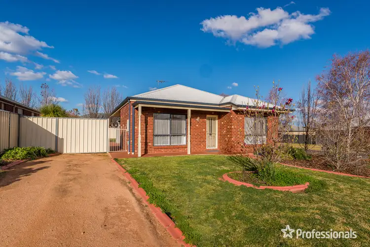 Fifth view of Homely house listing, 5 Fiona Drive, Gol Gol NSW 2738