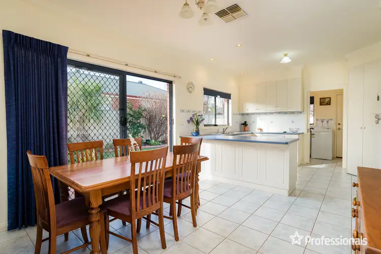 Sixth view of Homely house listing, 5 Fiona Drive, Gol Gol NSW 2738