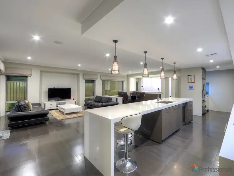 Second view of Homely house listing, 7 Renoir Way, Southern River WA 6110