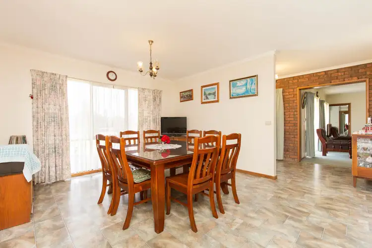 Sixth view of Homely house listing, 651 Woomera Avenue, Red Cliffs VIC 3496
