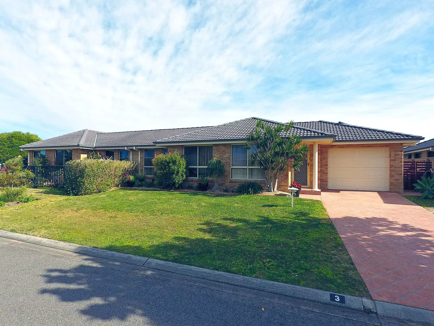 Main view of Homely villa listing, 2/3 Fireking Place, Harrington NSW 2427