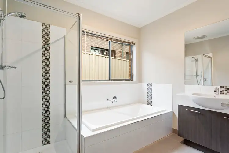 Third view of Homely house listing, 18 Poorinda Crescent, Kangaroo Flat VIC 3555
