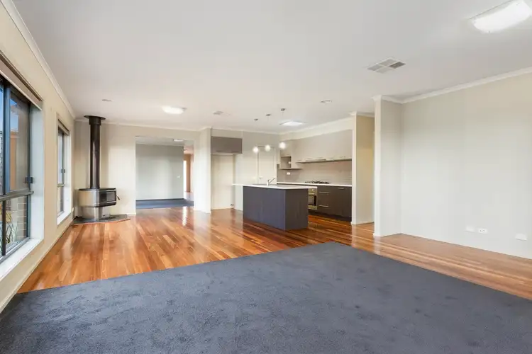 Sixth view of Homely house listing, 18 Poorinda Crescent, Kangaroo Flat VIC 3555