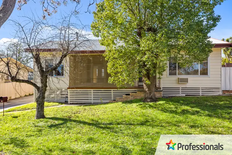 Main view of Homely house listing, 2 Peters Street, Long Gully VIC 3550