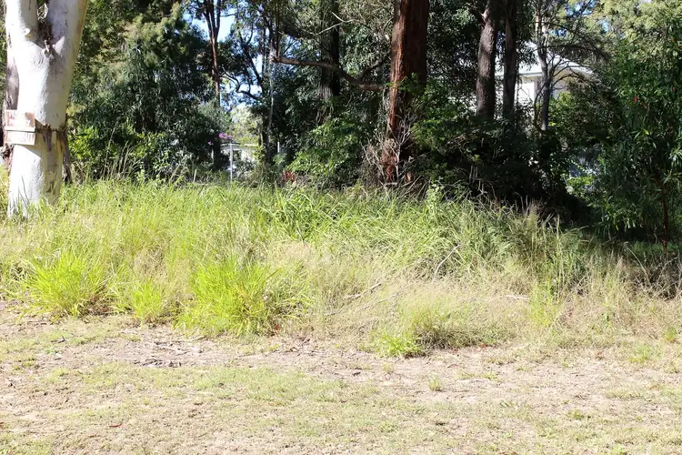 20 Noogie Street, Macleay Island QLD 4184