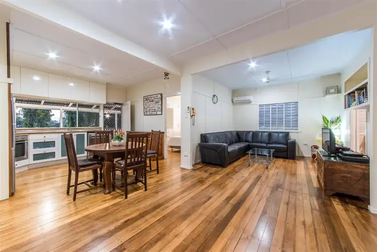 15 Balaka Street, Cannonvale QLD 4802
