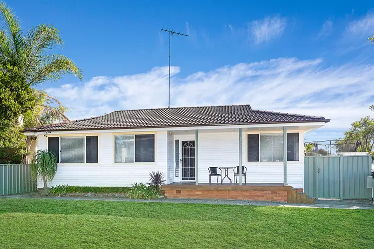 19 Flanders Avenue, Milperra NSW 2214